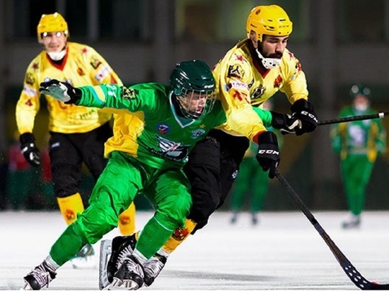 Архангельские хоккеисты в очередной раз показали крайне нестабильную игру: выигрыш у «Енисея» сменился разгромом от «СКА-Нефтяника», назвавшего свою победу "мастер-классом" для "Водника"