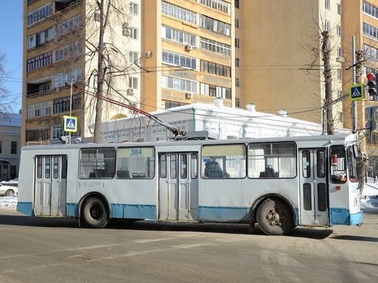 В Екатеринбурге в выходные ограничат движение троллейбуса №16