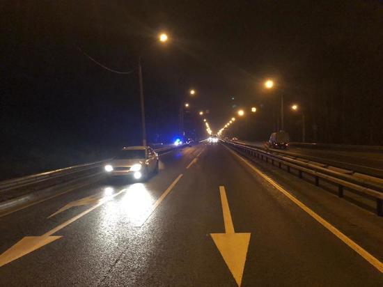 Водитель иномарки насмерть сбил пешехода на калужской трассе