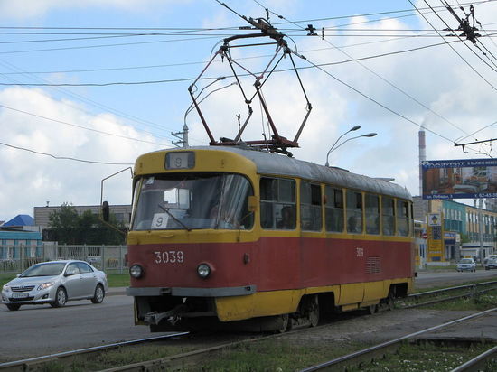 Первому трамваю Барнаула — 70 лет