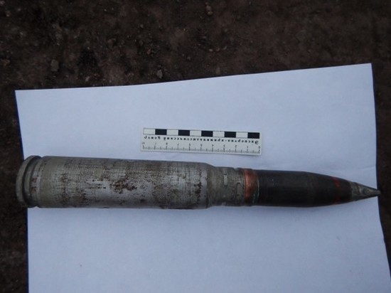 В Тверской области в мусор выбросили пушечный снаряд