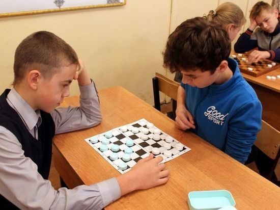 В Лихославле прошёл шашечный турнир среди школьников