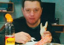 Телеканал РЕН ТВ сообщил, что разыскал человека, который приносил члену «банды Цапков» Вячеславу Цеповязу в колонию икру