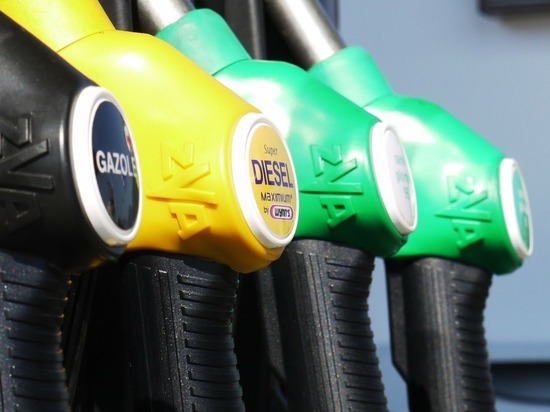 Правительство рапортует о стабилизации цен на бензин, эксперты не спешат радоваться
