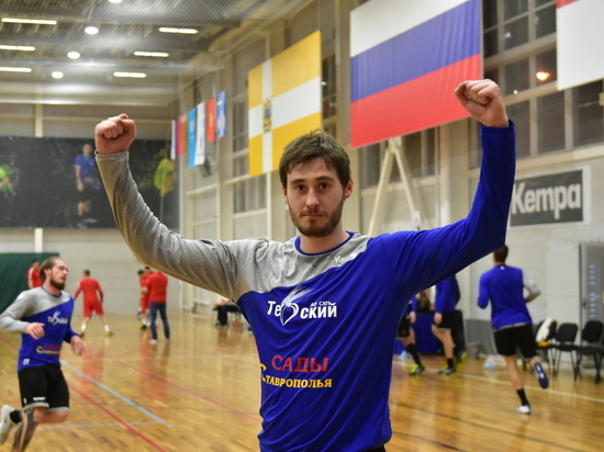 Голкипер «Динамо-Виктора» рассказал о карьере, фанатах и первых впечатлениях на новом месте