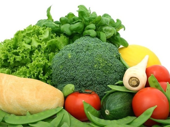В Оренбуржье забраковали 457 килограммов сомнительных фруктов и овощей