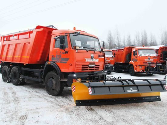 В Твери на борьбу со снегом выйдут новые КДМ из Москвы