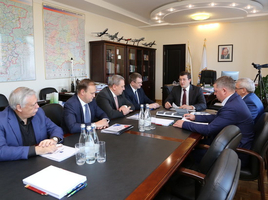 Глеб Никитин встретился с представителями Объединенной авиастроительной корпорации