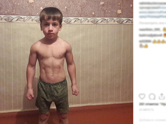 Кадыров подарил пятилетнему Рахиму Mercedes