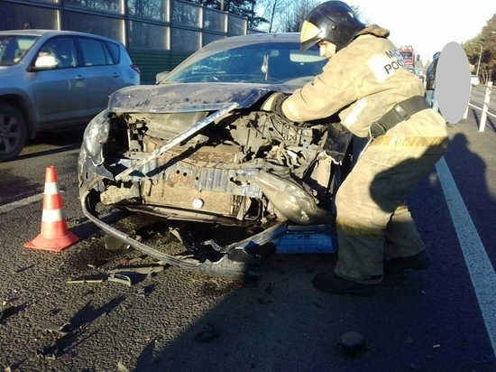 Два человека пострадали в массовой аварии в Калуге