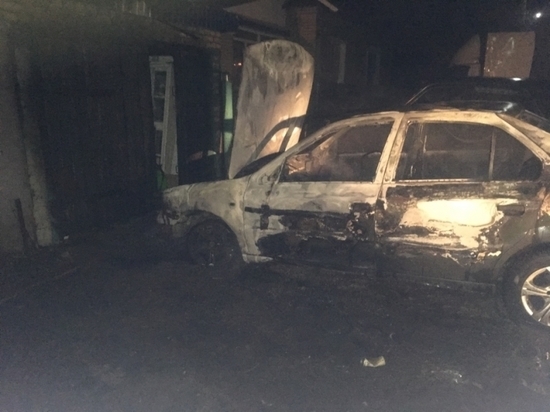 В Ясногорске сгорел автомобиль