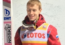 Первый индивидуальный старт Кубка мира по прыжкам на лыжах с трамплина в польской Висле закончился безоговорочной победой Евгения Климова