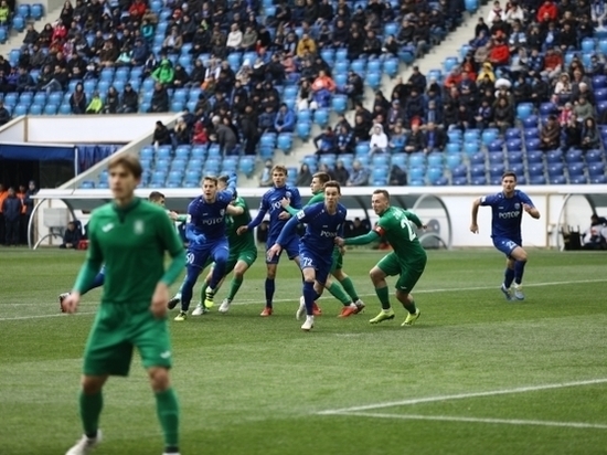 10456 болельщиков следят за матчем «Ротор» – «Томь» на «Волгоград Арене»