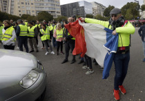 Третий день во Французской республике не стихают протесты, вызванные планами правительства увеличить акцизы на дизель и бензин