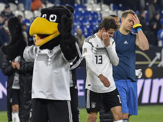 Немцы впервые за 40 лет не победили в 5 матчах подряд
