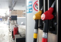 Руководитель аналитического центра Независимого топливного союза Григорий Баженов заявил, что независимый сектор не влияет на цены на топливо, поскольку "пляшет от тех цен, которые ему установили"