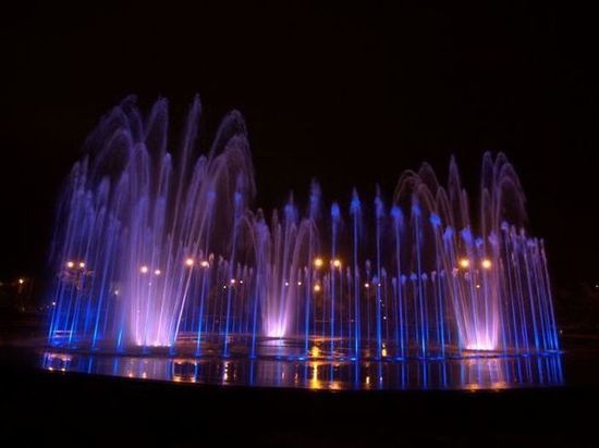 Как будет работать светомузыкальный фонтан у Дворца металлургов в Череповце?