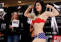 Боец UFC Рэйчел Остович должна была выступить на турнире организации в январе, однако, ее поединок против Пейдж ВанЗант отменен. Причиной для этого стало нападение на Остович со стороны ее же мужа - бойца MMA Арнольда Бердона. Девушка нашла в себе силы рассказать все подробности произошедшего.