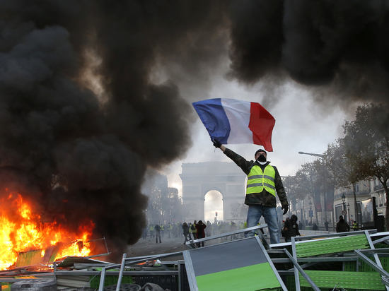Насколько сегодня опасен Париж для туристов