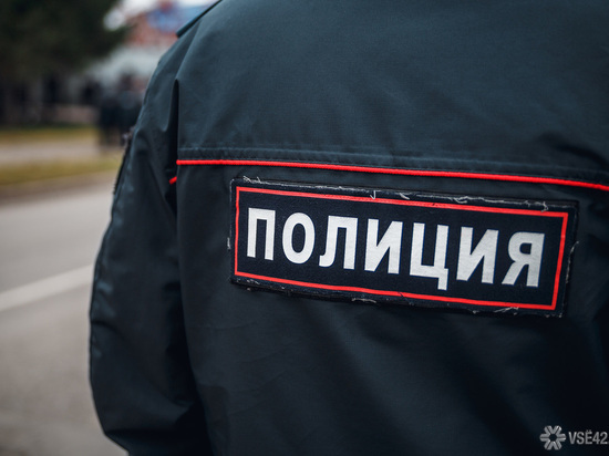 Полицейские в Новокузнецке трижды за сутки конфисковали товар в одном кафе