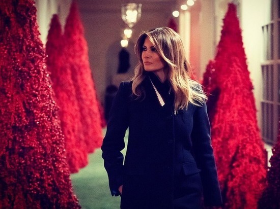 Меланья Трамп напугала "кровавым" Рождеством в Белом доме