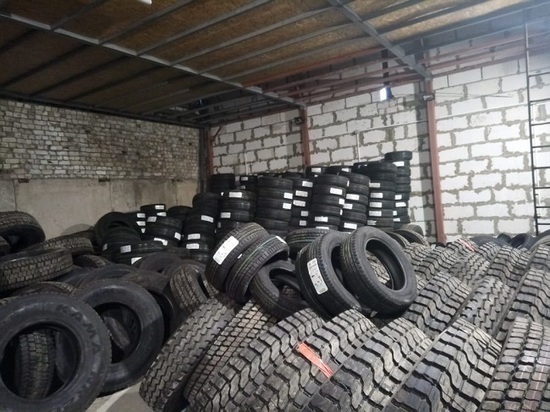 В Воронеже злоумышленники похитили колеса на 40 млн рублей