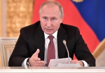 Президент России Владимир Путин опроверг доводы о том, что страна якобы делает все возможное для снижения зависимости от доллара