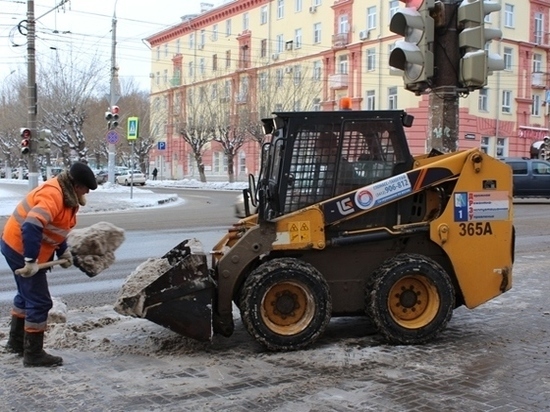 За неделю с дорог Ижевска вывезли более 4 тонн снега