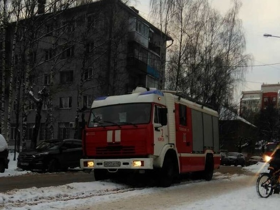В Кирове из-за задымления в детсаду эвакуировали более 140 человек В Кирове из-за задымления в детсаду эвакуировали более 140 человек