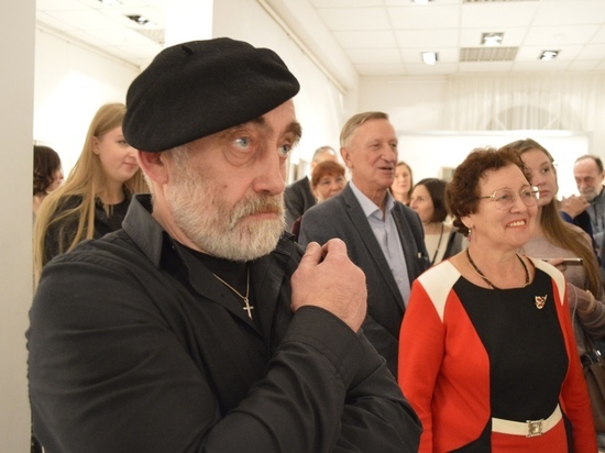 В ЕГСИ открылась выставка уральского художника Сергея Григорьева