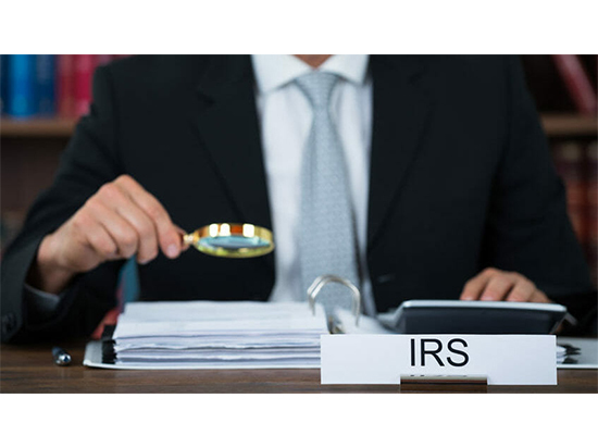 "Служба внутренних доходов" IRS давно следит за внешними доходами американцев