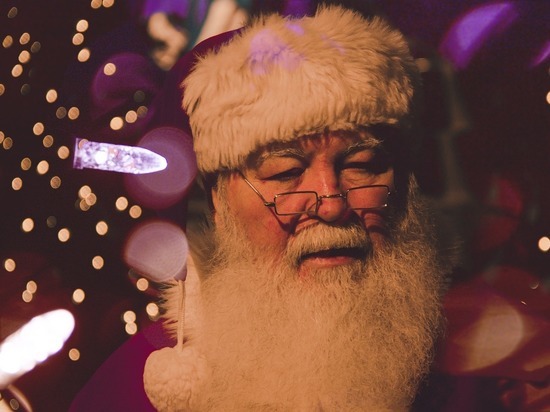 Дед Мороз слушает: в Югре заработала праздничная телефонная линия