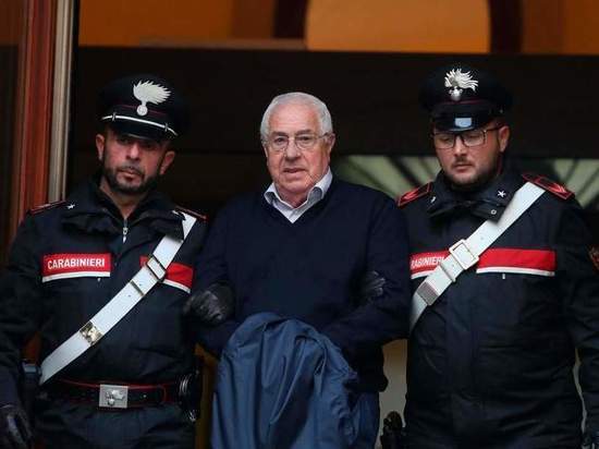 Сеттимо Минео был избран криминальным главарем после смерти своего предшественника в тюрьме