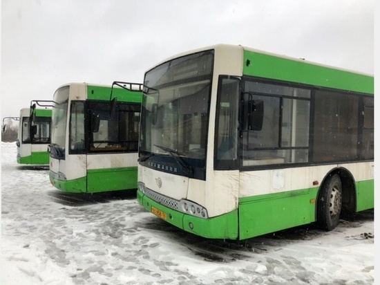В Смоленск прибыли первые столичные автобусы