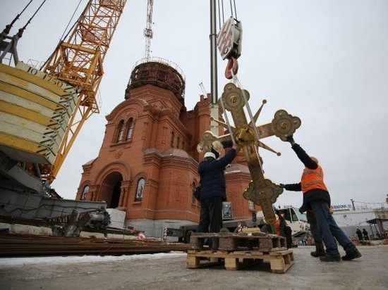 Лев Алферов: восстановление собора Александра Невского – победа Бочарова