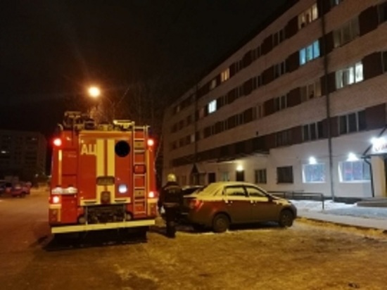 Ночью в Екатеринбурге из общежития эвакуировали 200 человек