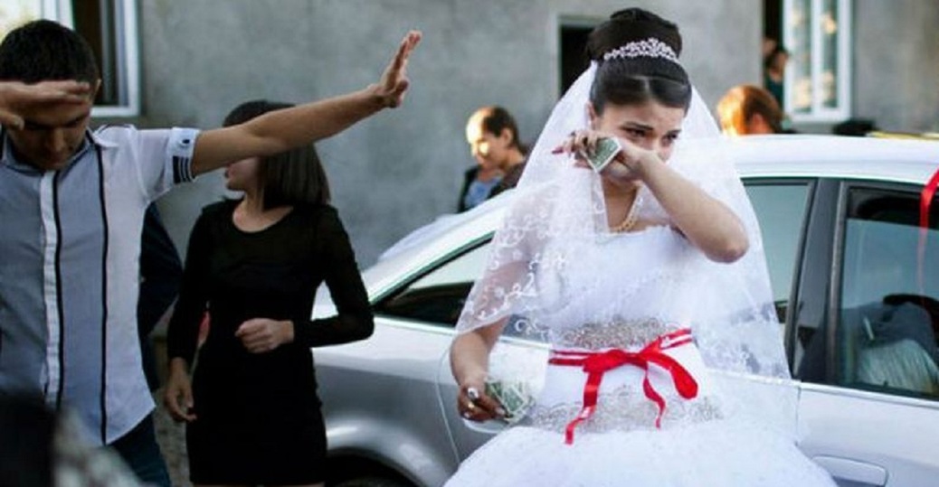 Турецкий про фиктивный брак. Фиктивный брак с таджиком. Фиктивные браки с мигрантами. Фиктивный брак с узбечкой. Брак с гастарбайтерами.