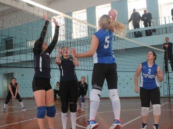 Волейболистки из Торжка не проиграли никому в открытом турнире