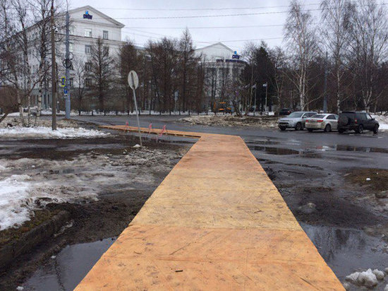 В Архангельске починят дороги, по которым соизволят ездить участники Арктического форума