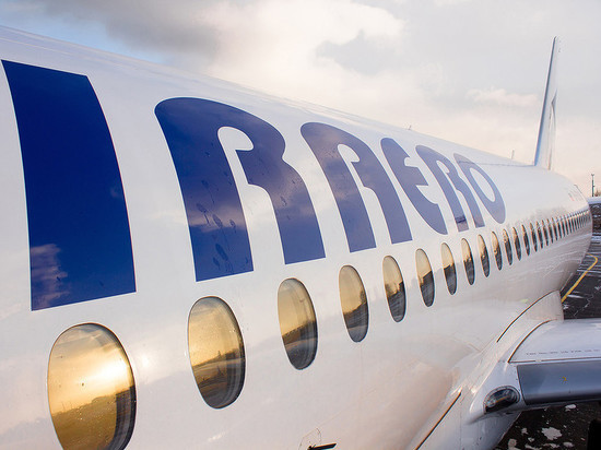 Из-за долгов туроператора «ИрАэро» приостановила полеты