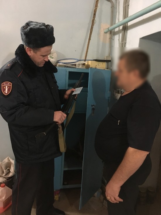В Оренбурге прошел рейд по соблюдению условий хранения оружия