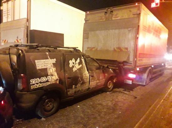В Тверской области спящий водитель устроил тройную аварию