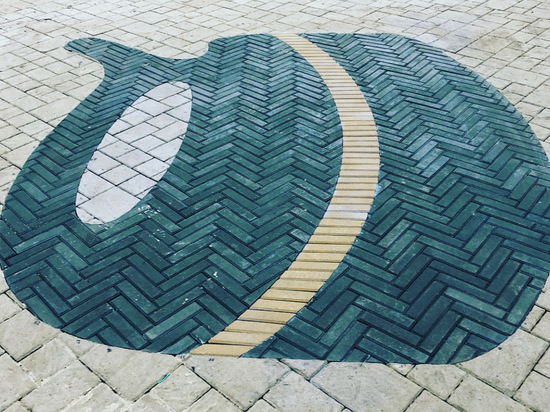 Общественные зоны в Железноводске украшают его логотипом