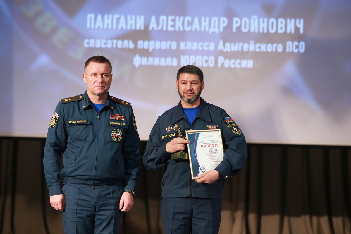 Лучший спасатель МЧС объяснил, почему не смогли найти Сергея Бодрова - МК