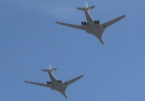 Российские стратегические бомбардировщики Ту-160 в понедельник, 11 декабря, после беспосадочного перелета приземлились в Венесуэле