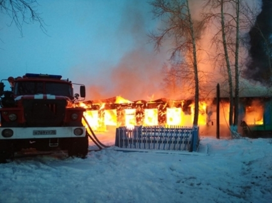 В поселке Зулумай Зиминского района сгорела школа