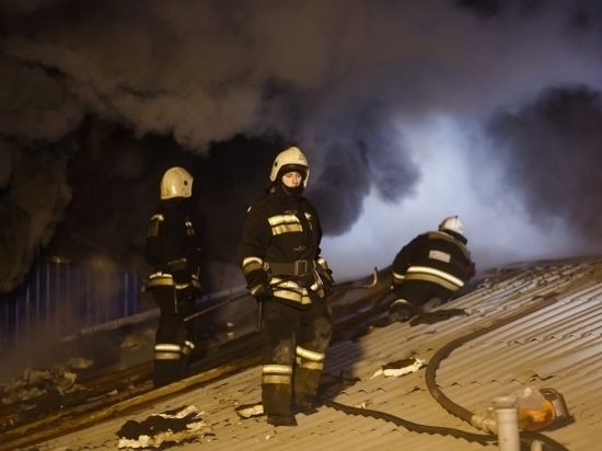 В Волгограде сгорела кухня, пострадал человек