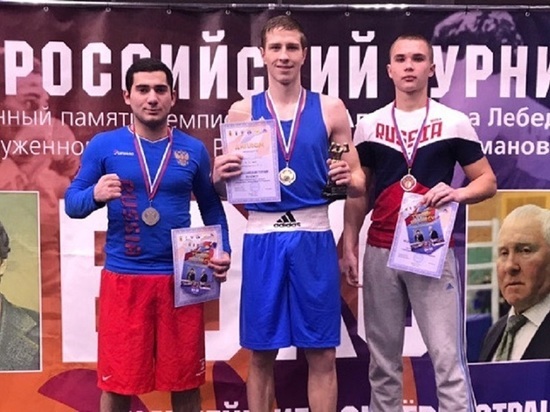 Тамбовский боксёр завоевал серебро на всероссийском турнире