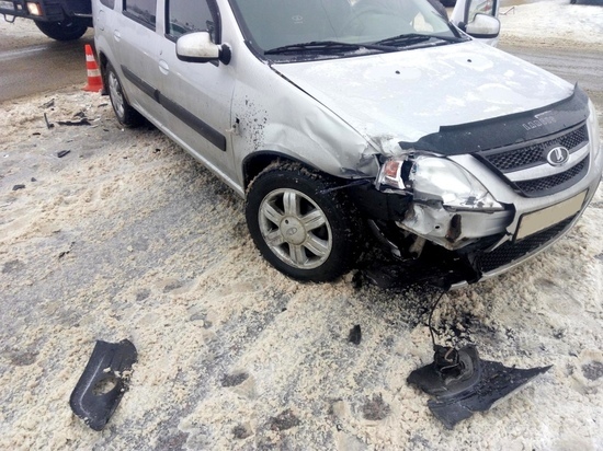 В Тамбове автоледи на иномарке получила травмы в ДТП