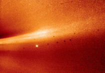 Космический аппарат «Паркер», предназначенный изучения внешней короны Солнца, прислал на Землю кадр, сделанный через пару недель после максимального сближения со светилом